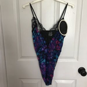NWT-bodysuit camisole